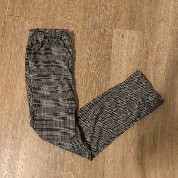 ❌SOLD❌ ON CURTSY - Picture 2 of 4